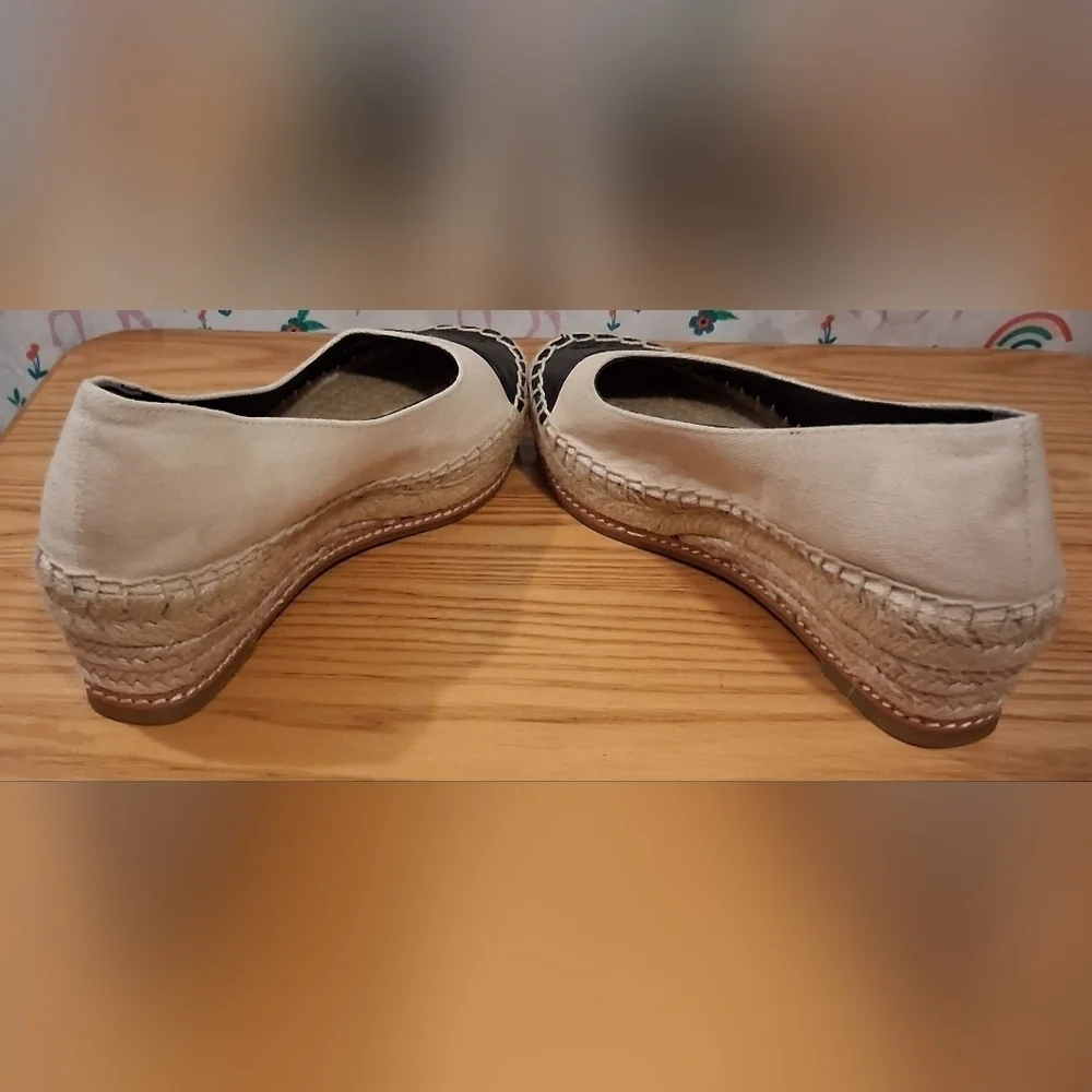 EUC Tory Burch Black Leather & Beige Canvas Casual Boho Wedge Heel Shoe SZ 6M